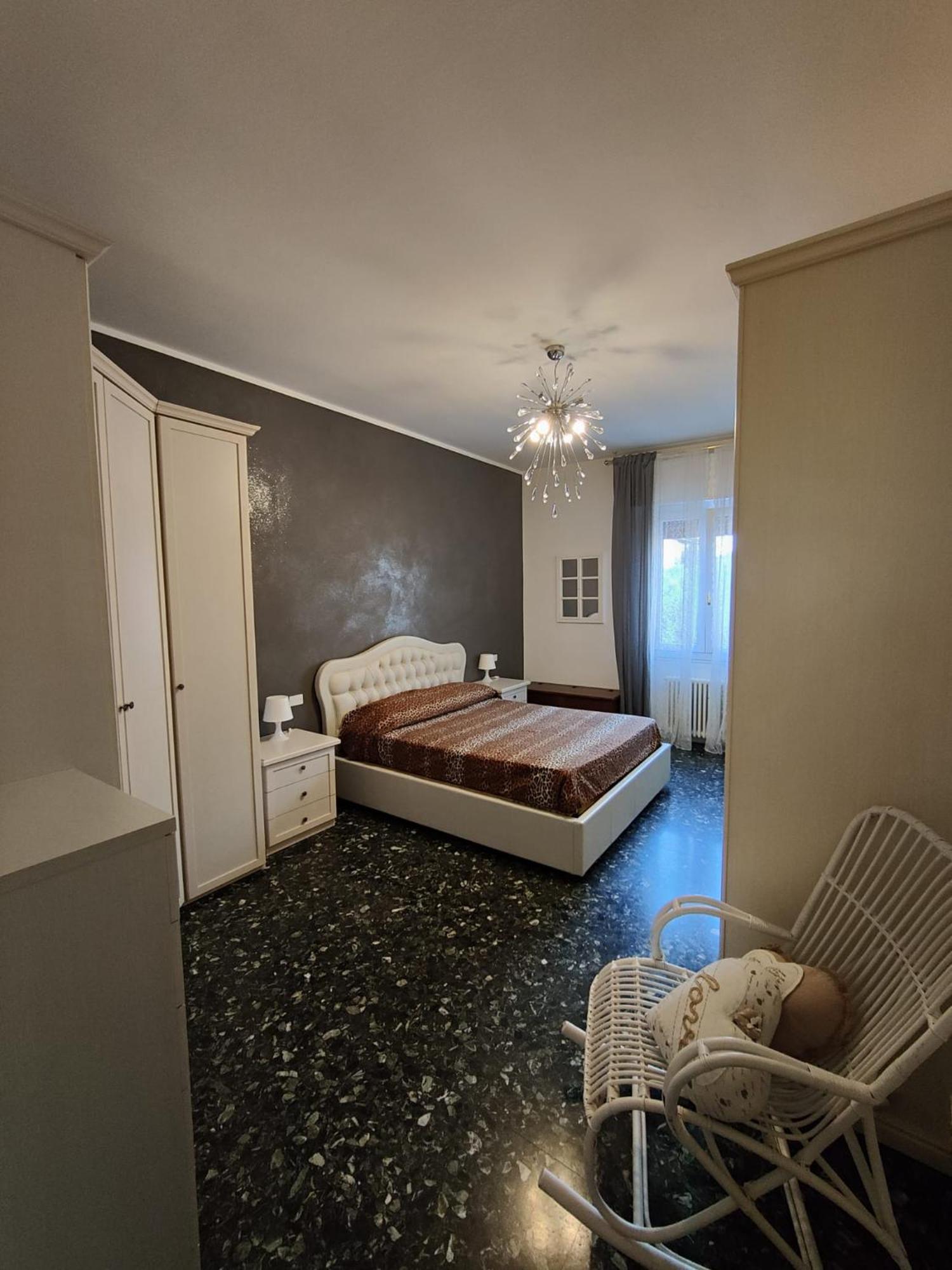 Elegante Appartamento 90 Mq Zona Corticella Fiera Bolonia Exterior foto
