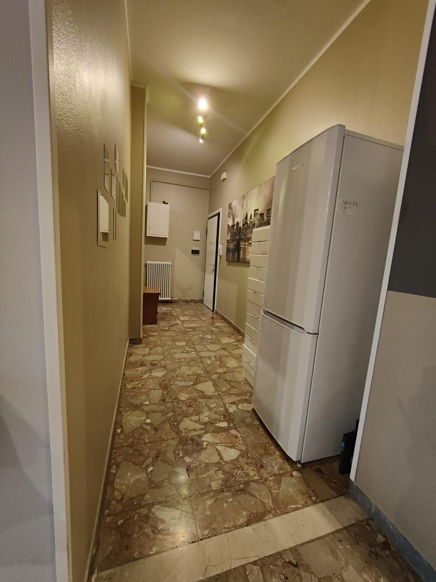 Elegante Appartamento 90 Mq Zona Corticella Fiera Bolonia Exterior foto